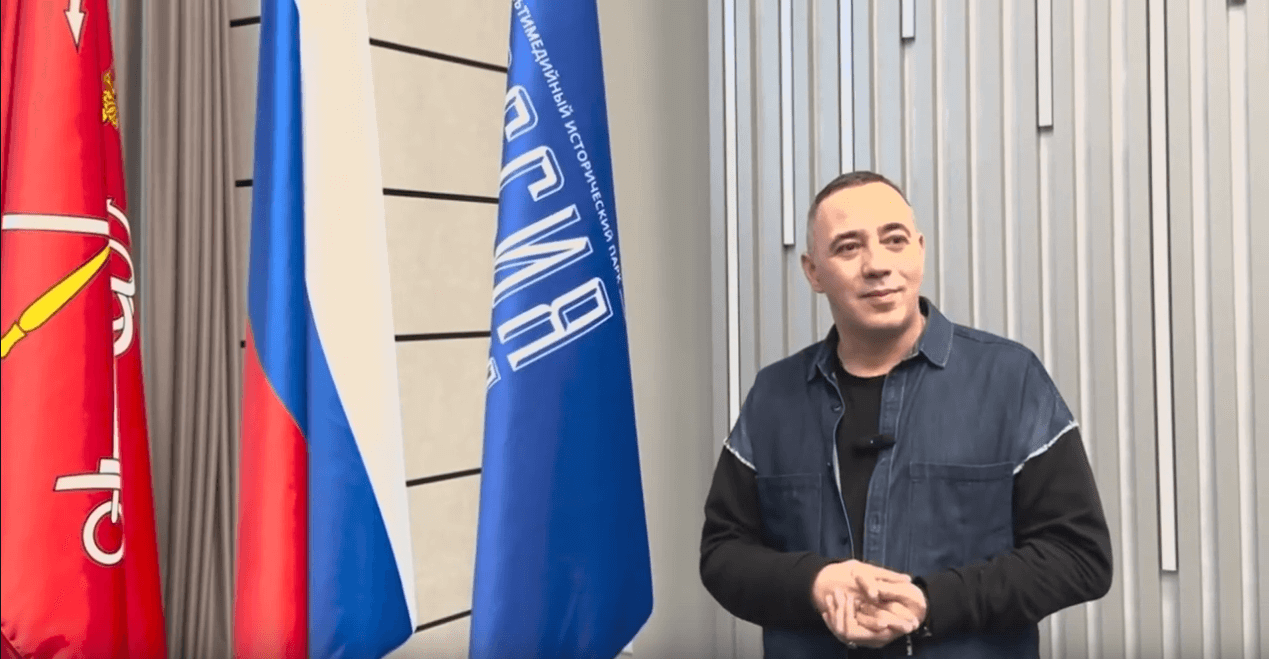 Начальник отдела по экспозиционной и выставочной деятельности исторического мультимедийного парка «Россия — моя история» Роман Михайлович Залесов делится своими впечатлениями о плодотворном сотрудничестве с Академией цифровых искусств «МАРТ». Он рассказывает о том, как совместные проектно-выставочные мероприятия помогают нести культурно-историческую миссию, используя инновационный мультимедийный формат.